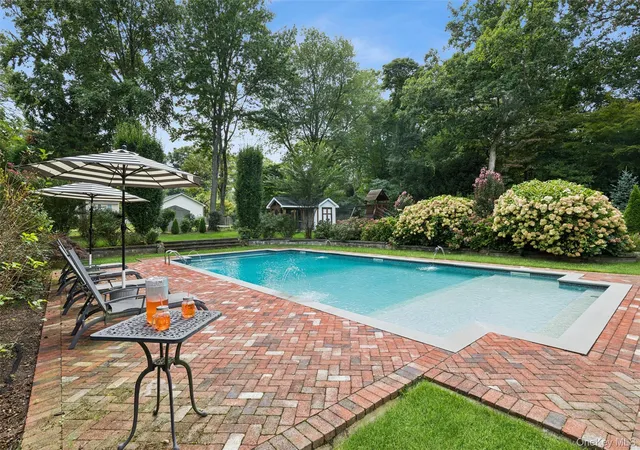 Photo 3 of Single family home for sale at 351 Forest Ln, Smithtown, NY 11787 | MLS# 1045526 | Listing updated on 2026-09-13