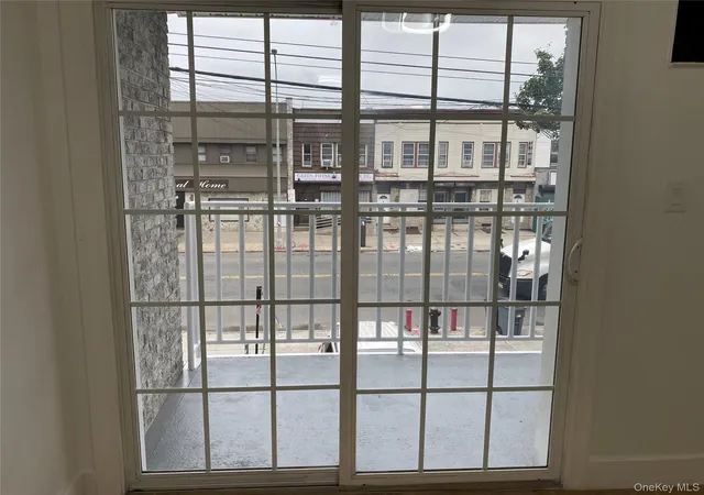 Listing Photo 4 - Condo for sale in building located at 101-12 101st Ave, New York, NY 11416