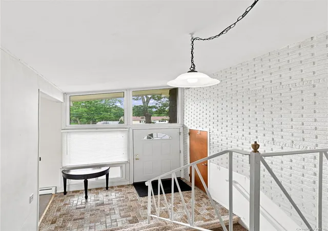 Photo 4 of Single family home for sale at 160 Hawkins Rd, Brookhaven, NY 11720 | MLS# 1045715 | Listing updated on 2026-09-13