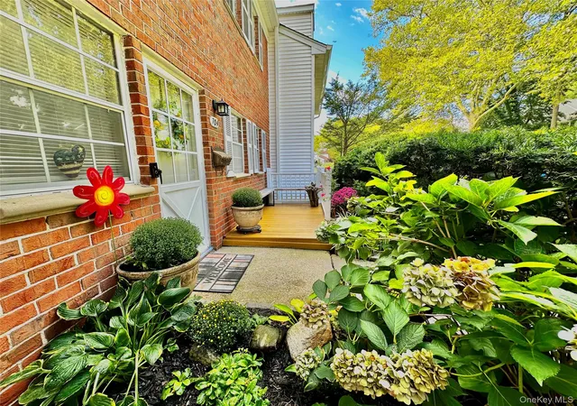 Photo 3 of Condo for sale at 704 Towne House Village #704, Islip, NY 11749 | MLS# 1045815 | Listing updated on 2026-09-12