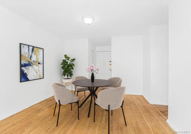 Photo 3 of Sale Pending at 255 Bronx River Rd #7L, Yonkers, NY 10704 | MLS# 1045945 | Listing updated on 2026-09-25