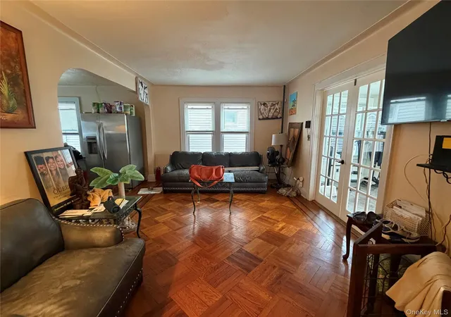Photo 4 of Single family home for sale at 115-47 200th Street, New York, NY 11412 | MLS# 1045952 | Listing updated on 2026-09-15