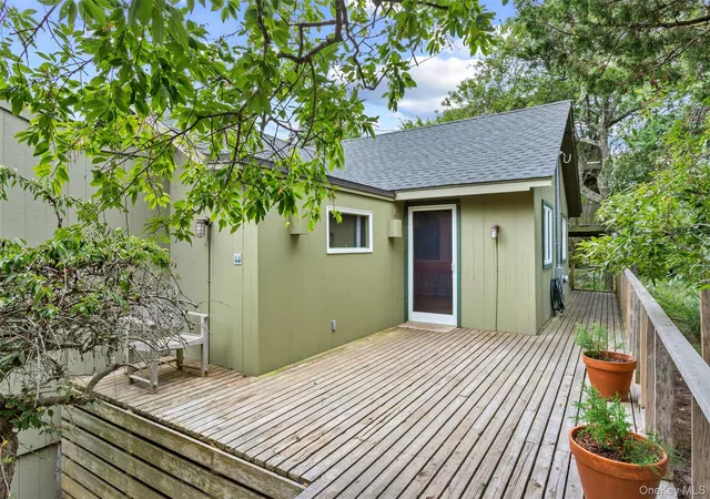 Photo 3 of Single family home for sale at 176 Fire Is Ave, Brookhaven, NY 11702 | MLS# 1046121 | Listing updated on 2026-09-11