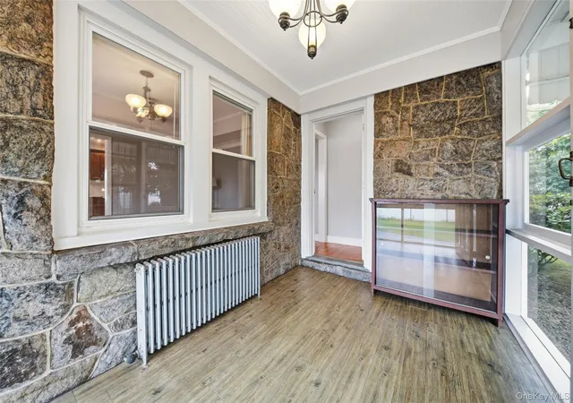 Photo 2 of Single family home for sale at 470 Ray St, Hempstead, NY 11520 | MLS# 1046229 | Listing updated on 2026-09-14