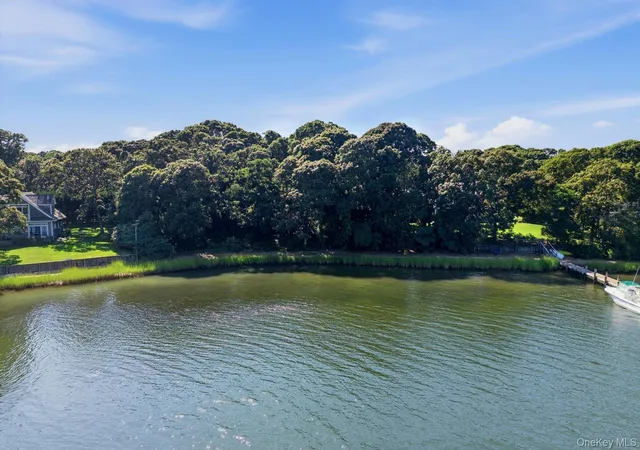 Photo 1 of Land for sale at 9 Bay Shore Dr, Shelter Island, NY 11964 | MLS# 1046396 | Listing updated on 2026-09-15