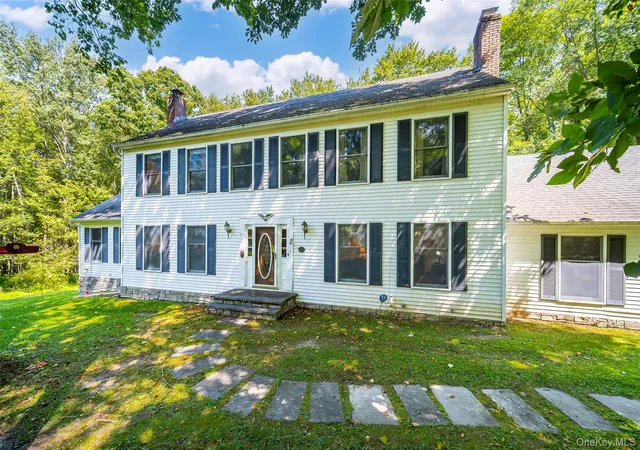 Single family home for sale at 5 Red Fox Run, Chester Town, NY 10918 | MLS# 1046418