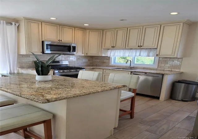 Photo 4 of Single family home for sale at 159-15 95th Street, New York, NY 11414 | MLS# 1046423 | Listing updated on 2026-09-11