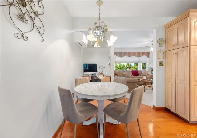 Photo 4 of Single family home for sale at 4 Briary Rd, Greenburgh, NY 10522 | MLS# 1046482 | Listing updated on 2026-10-06