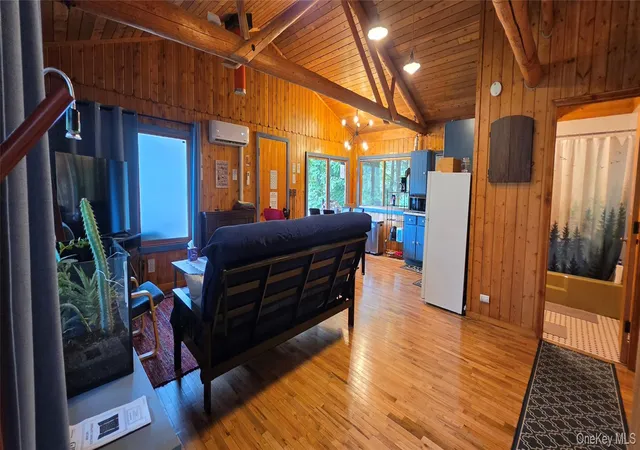Photo 3 of Single family home for sale at 586 Lake Shore Ln, Tusten, NY 12764 | MLS# 1046536 | Listing updated on 2026-09-14