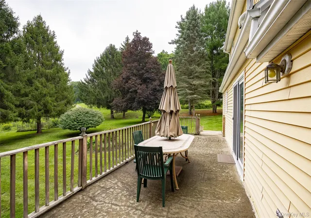 Photo 3 of Single family home for sale at 404 Schultz Hl Rd, Pine Plains, NY 12567 | MLS# 1046543 | Listing updated on 2026-09-14