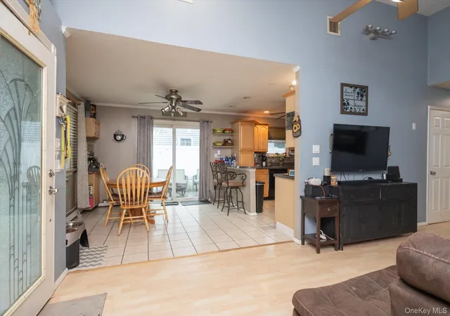 Photo 4 of Single family home for sale at 75 Westminster Dr, Brookhaven, NY 11967 | MLS# 1046585 | Listing updated on 2026-09-12