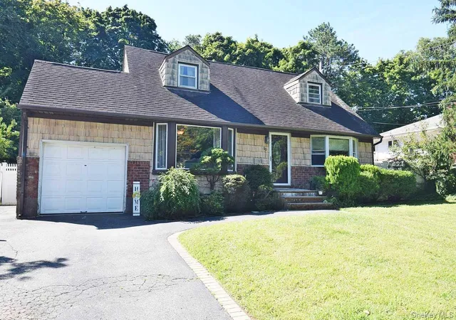Single family home for sale at 90 Cornell Dr, Smithtown, NY 11787 | MLS# 1046723