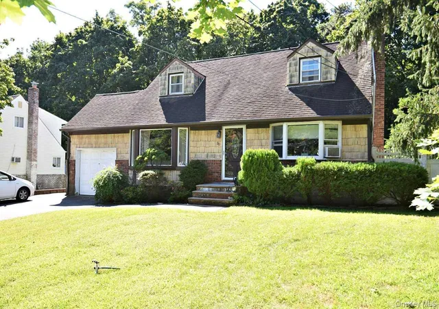 Photo 2 of Single family home for sale at 90 Cornell Dr, Smithtown, NY 11787 | MLS# 1046723 | Listing updated on 2026-09-13