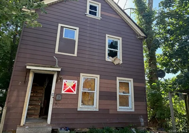 Photo 1 of Single family home for sale at 3 Centre St, Ramapo, NY 10977 | MLS# 1046978 | Listing updated on 2026-10-07