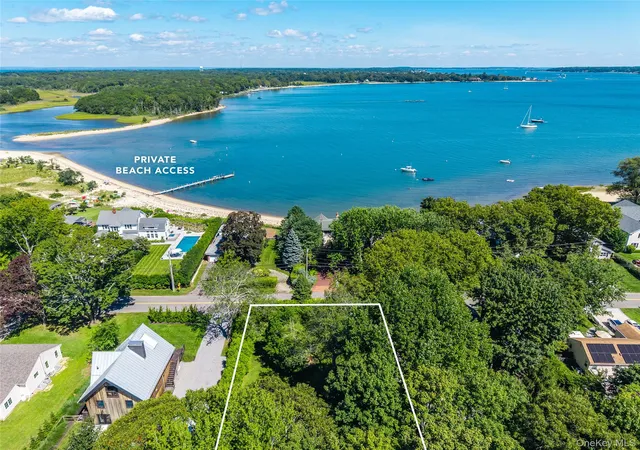 Photo 3 of Sale Pending at 1400 Bay Shore Rd, Southold, NY 11944 | MLS# 1047008 | Listing updated on 2026-10-05