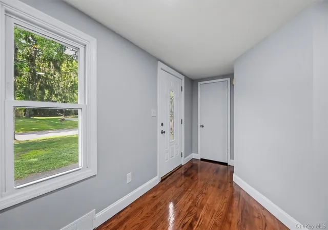 Photo 4 of Single family home for sale at 23 Westwood Dr, Newburgh (town), NY 12550 | MLS# 1047080 | Listing updated on 2026-10-28