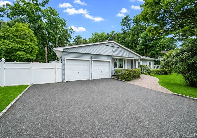 Photo 3 of Single family home for sale at 12 Beecher St, Brookhaven, NY 11727 | MLS# 1047250 | Listing updated on 2026-09-15