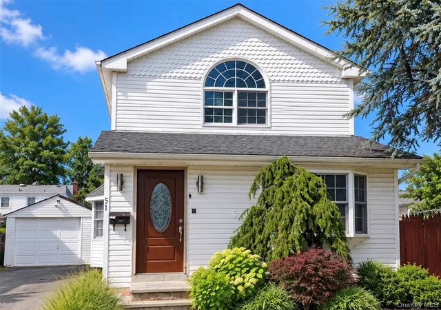 Photo 1 of Single family home for sale at 51 Lafayette Ave, North Hempstead, NY 11590 | MLS# 1047268 | Listing updated on 2026-09-14