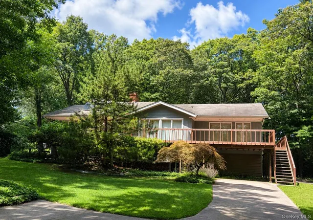Photo 1 of Single family home for sale at 31 Ridge Rd, Smithtown, NY 11787 | MLS# 1047272 | Listing updated on 2026-09-13