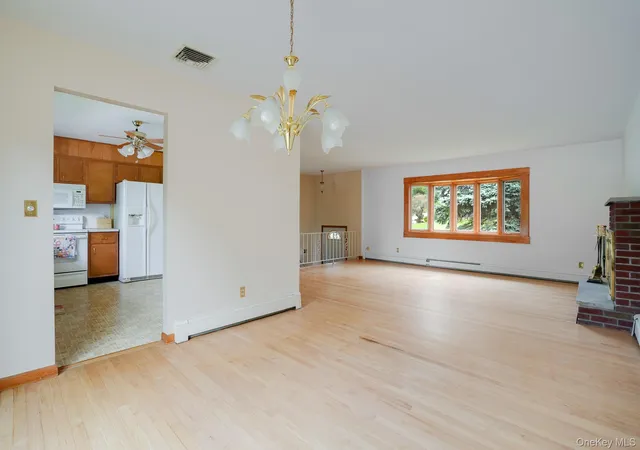 Photo 3 of Sale Pending at 103 Edgehill Dr, Wappinger, NY 12590 | MLS# 1047290 | Listing updated on 2026-10-02