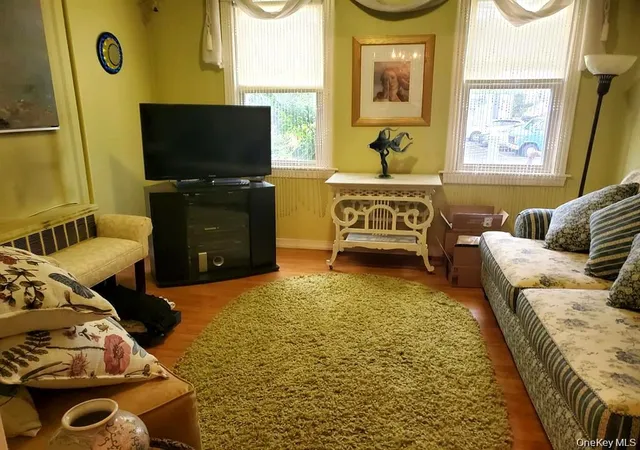 Photo 4 of House for sale at 74 W Hoffman Ave, Babylon, NY 11757 | MLS# 1047312 | Listing updated on 2026-09-28