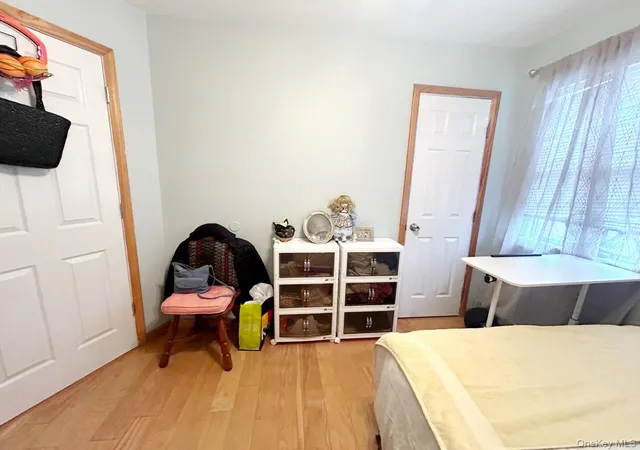 Photo 3 of Single family home for sale at 60 Aloma Rd, Brookhaven, NY 11778 | MLS# 1047355 | Listing updated on 2026-09-12
