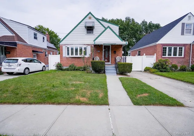 Photo 2 of Sale Pending at 83 15 253rd Street, New York, NY 11426 | MLS# 1047421 | Listing updated on 2026-10-04
