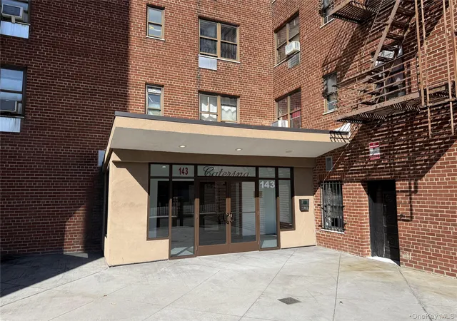 Condo for sale at 143 Bruce Ave #3G, Yonkers, NY 10705 | MLS# 1047451