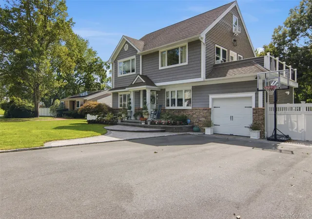 Single family home for sale at 8 Glen Way, Brookhaven, NY 11755 | MLS# 1047485 | Listing updated on 2026-09-13