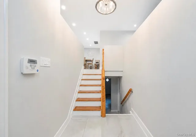 Photo 3 of Single family home for sale at 15 Dillon Dr, Huntington, NY 11746 | MLS# 1047498 | Listing updated on 2026-09-13