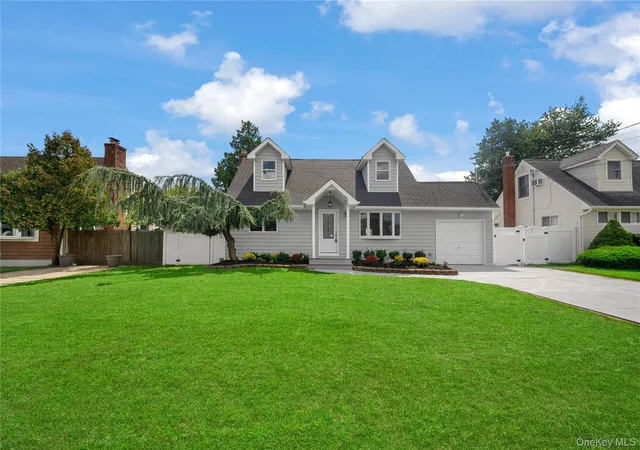 Photo 1 of Single family home for sale at 126 Lambert Ave, Oyster Bay, NY 11735 | MLS# 1047588 | Listing updated on 2026-09-13