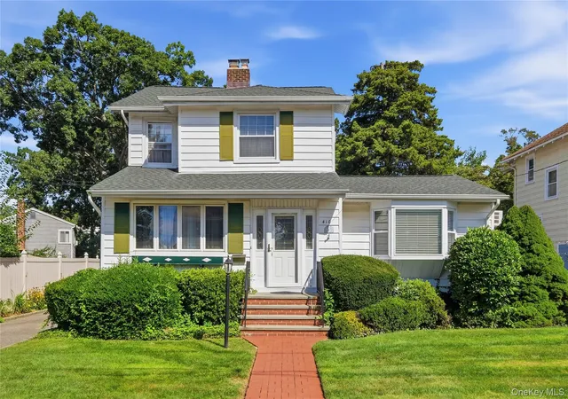 Single family home for sale at 410 Clinton St, Hempstead, NY 11710 | MLS# 1047596