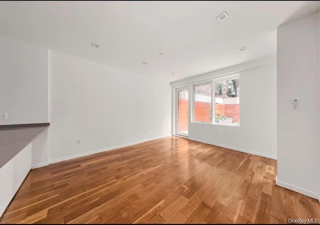 Photo 2 of Condo for sale at 311 Hart St #1B, New York, NY 11206 | MLS# 1047627 | Listing updated on 2026-09-13
