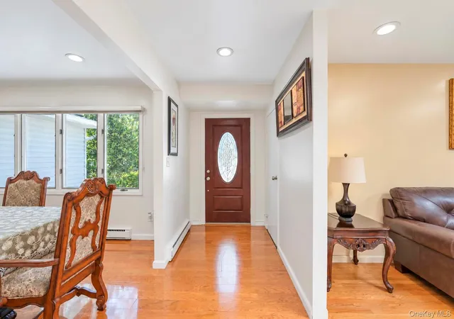 Photo 4 of Single family home for sale at 23 Pimlico Dr, Smithtown, NY 11725 | MLS# 1047641 | Listing updated on 2026-09-12