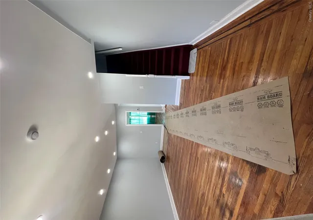 Photo 3 of Single family home for sale at 113-21 204th Street, New York, NY 11412 | MLS# 1047817 | Listing updated on 2026-09-17