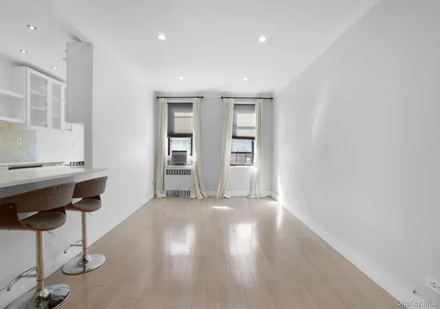 Listing Photo 2 - Condo for sale in building located at 66-15 Wetherole St, New York, NY 11374 - Unit #E4