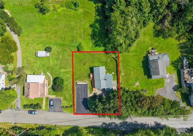 Photo 3 of Single family home for sale at 16 Highland Ave, Catskill, NY 12414 | MLS# 1047945 | Listing updated on 2026-09-14