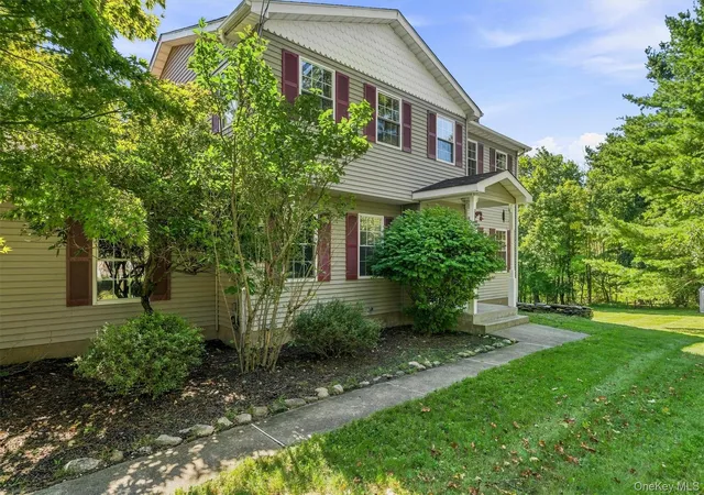 Photo 2 of Single family home for sale at 34 Fire Tower Rd, Mamakating, NY 12721 | MLS# 1048022 | Listing updated on 2026-10-05