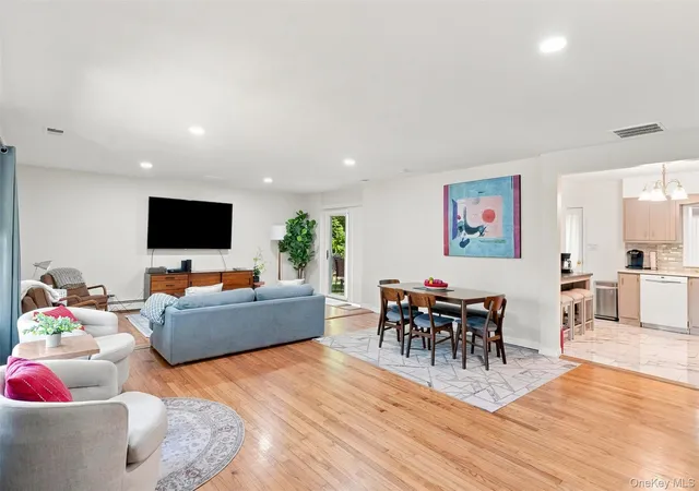 Photo 3 of Single family home for sale at 316 State Route 32 N, New Paltz, NY 12561 | MLS# 1048078 | Listing updated on 2026-09-14