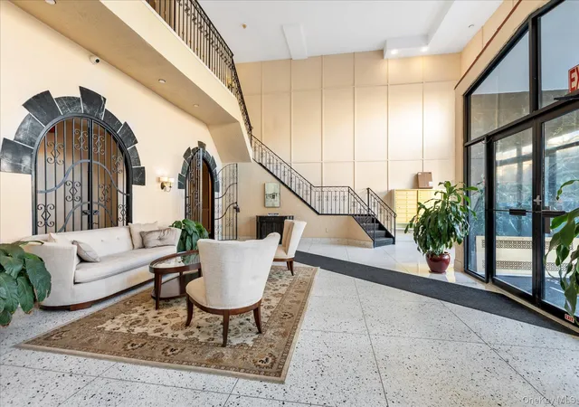 Photo 2 of Condo for sale at 370 W Broadway #5K, Long Beach, NY 11561 | MLS# 1048087 | Listing updated on 2026-09-13