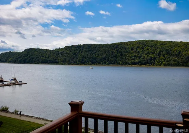 Condo for sale at 38 Hurlihe St #38B, Poughkeepsie, NY 12601 | MLS# 1048326