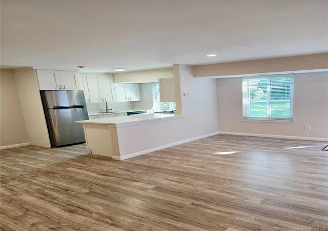 Photo 3 of House for sale at 27 Fargo Ct #27, Brookhaven, NY 11727 | MLS# 1048355 | Listing updated on 2026-09-12