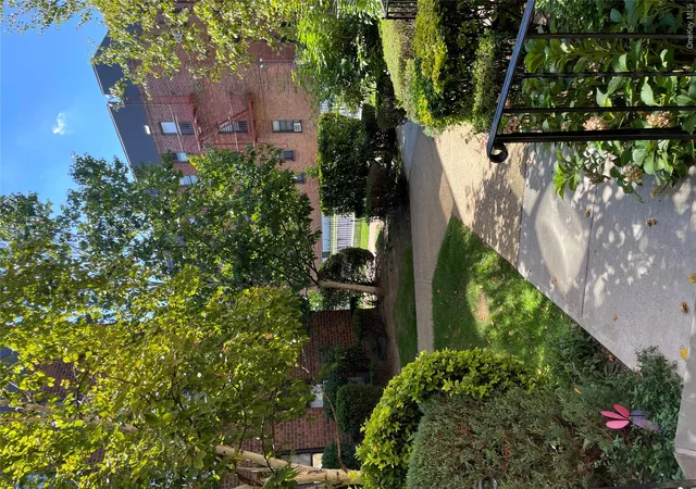Condo for sale at 215-40 47 #3B, New York, NY 11361 | MLS# 1048385