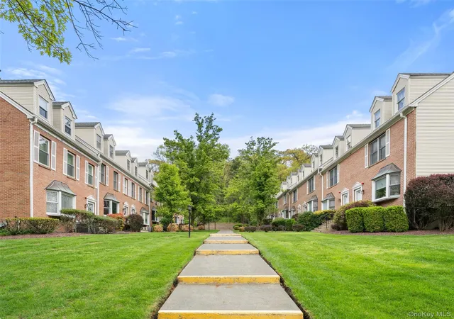 Photo 2 of Single family home for sale at 22 Corners Rd, Clarkstown, NY 10920 | MLS# 1048590 | Listing updated on 2026-09-11