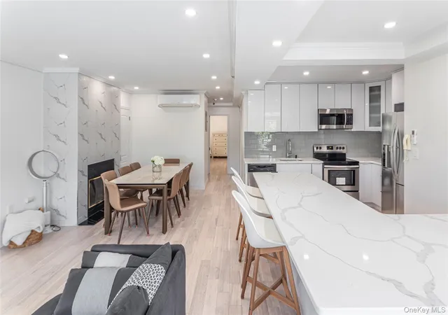 Photo 3 of Condo for sale at 50 Columbus Ave #F10, Eastchester, NY 10707 | MLS# 1048629 | Listing updated on 2026-09-13
