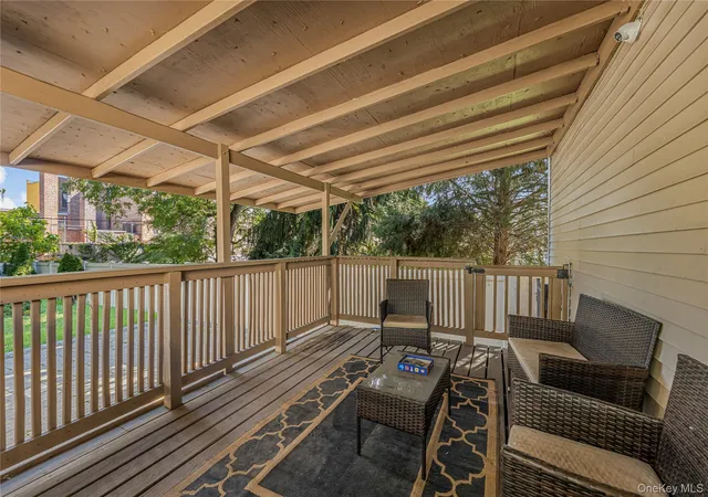 Photo 4 of House for sale at 4558 Richardson Ave, New York, NY 10470 | MLS# 1048709 | Listing updated on 2026-09-11