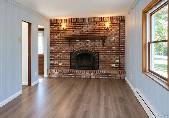 Photo 4 of Single family home for sale at 126 Dahlia Dr, Brookhaven, NY 11951 | MLS# 1048722 | Listing updated on 2026-09-28