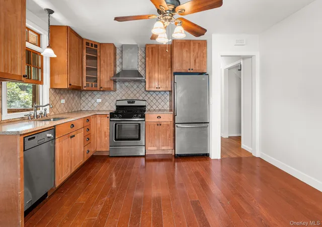 Photo 3 of Single family home for sale at 141 Homewood Ave, Yonkers, NY 10701 | MLS# 1048735 | Listing updated on 2026-09-30