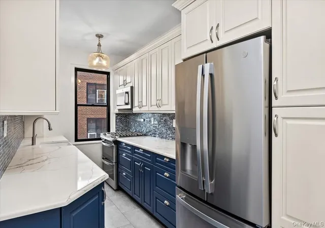 Photo 3 of Condo for sale at 65 Park Ter E #C86, New York, NY 10034 | MLS# 1048740 | Listing updated on 2026-09-11