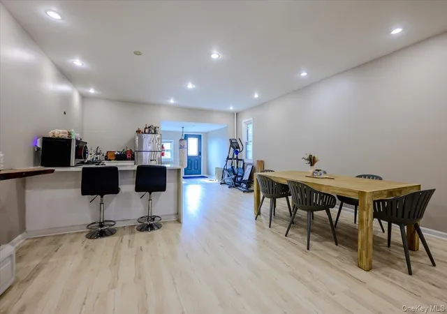 Listing Photo 5 - Condo for sale in building located at 1321 Balcom Ave, New York, NY 10461 - Unit #1